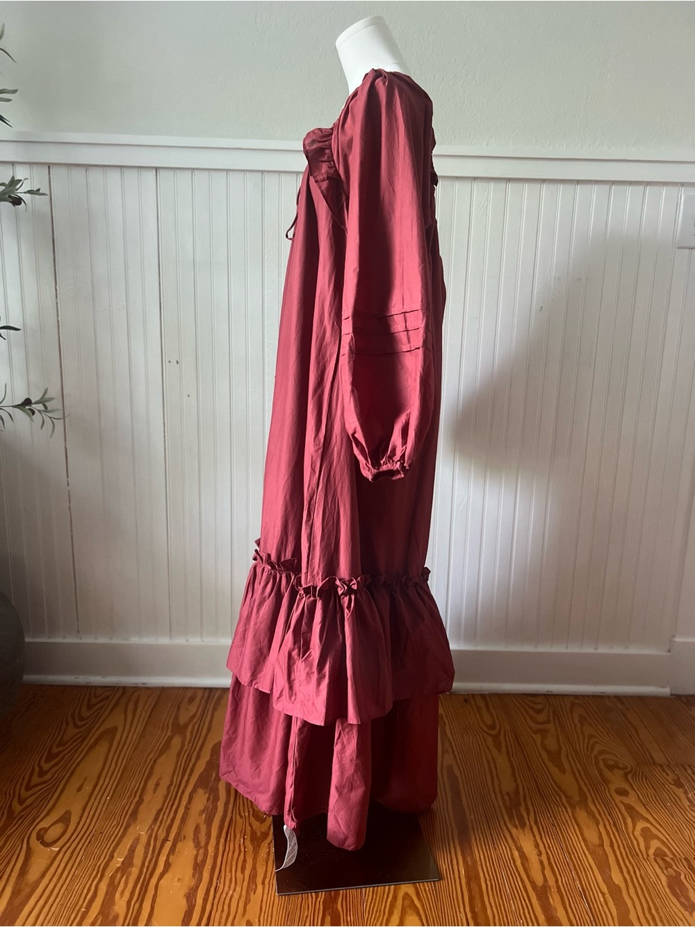 Women’s ASOS Channel Neckline And Ruffled Hem Maxi Dress Size 6 Rust Prairie - Picture 4 of 10